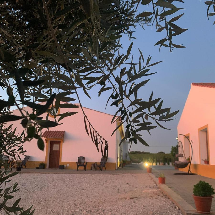 Herdade Da Maridona - Agroturismo Эштремош Экстерьер фото